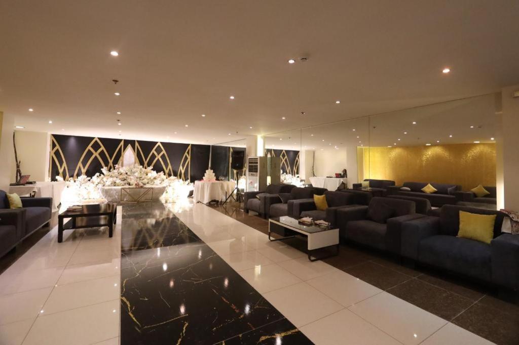Manzel Aram 105-by Alazmi- Hotel