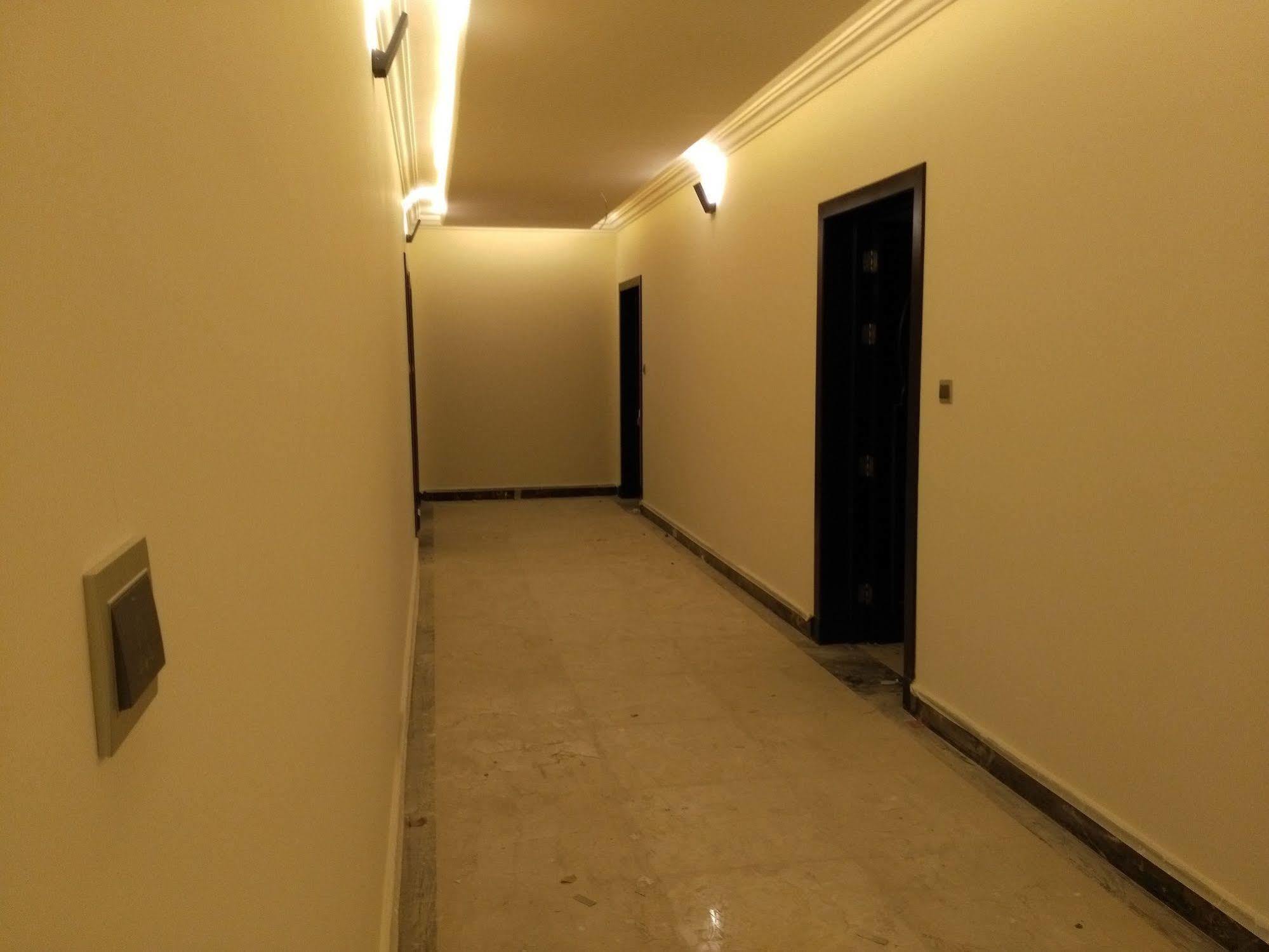 Hotel Manzel Aram 105-by Alazmi- Riyadh